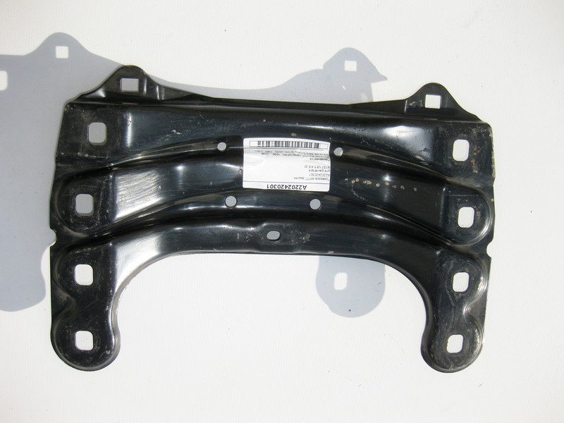 Mercedes-Benz  A2202420301 Траверса АКПП при двигунах M137 V8 5.8 6.3л S-Class W220 CL C215 Одесса - изображение 3