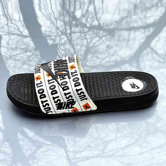 Чорні чоловічі Шльопанці Nike Сланці Білі капці Найк (розміри: 40,41,42,43,44) Дніпро