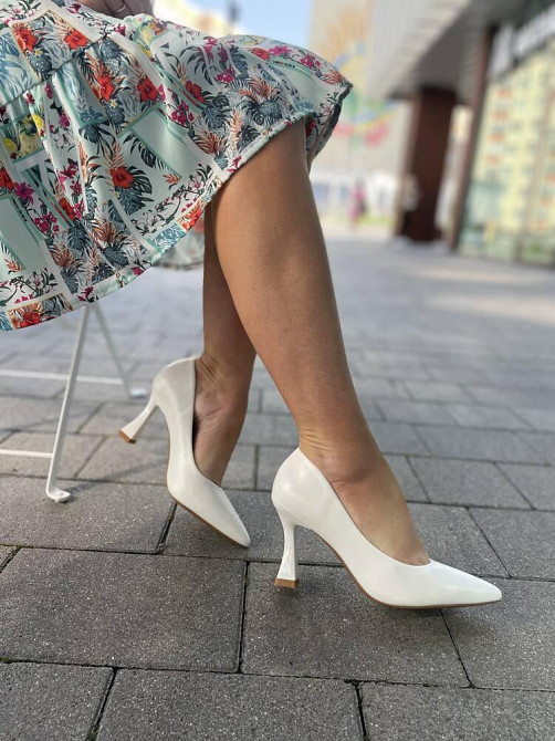 Loretta Туфлі жіночі LORETTA білі екошкіра каблук 8 см розміри 37-40 (B10-2) Коломыя - изображение 3