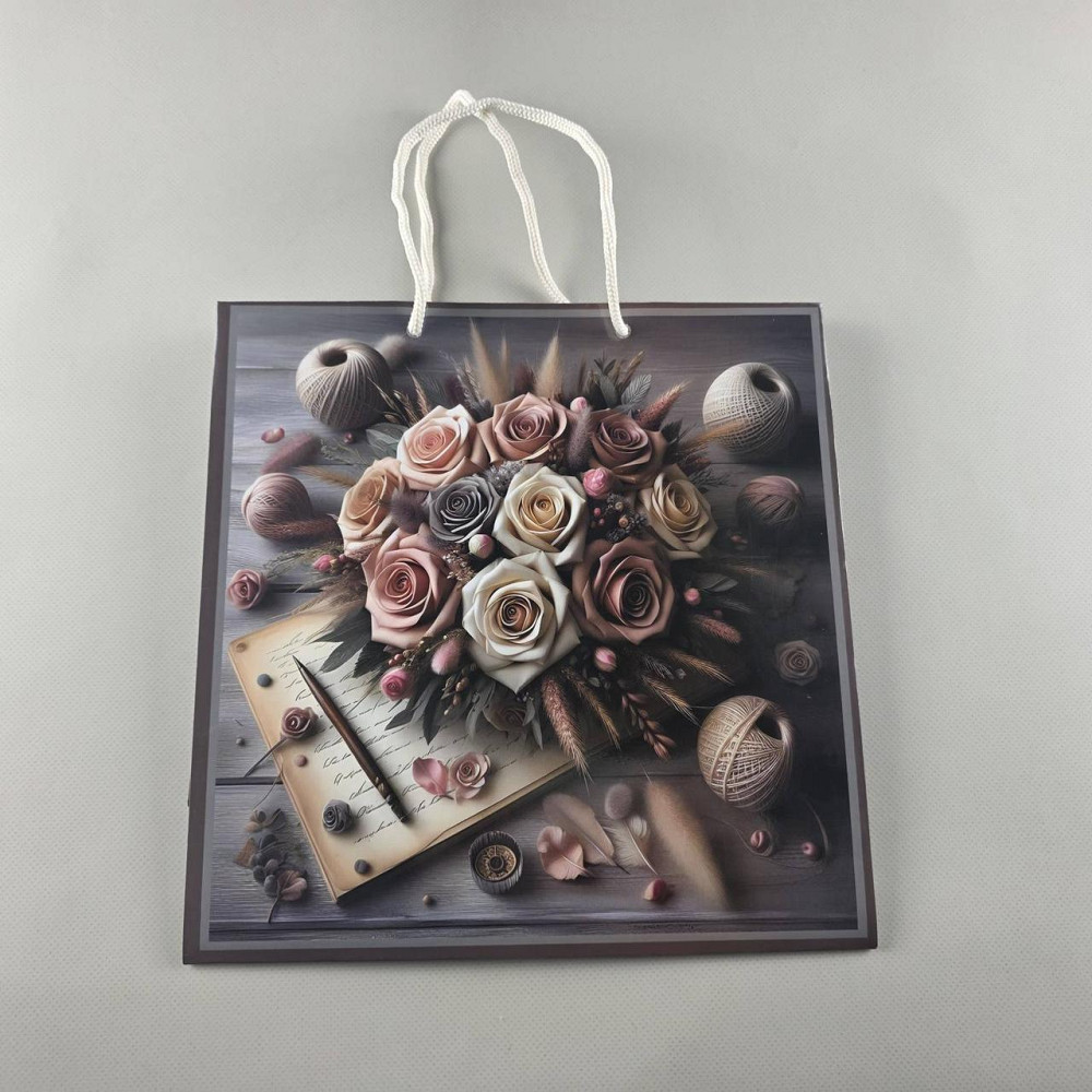 Пакет паперовий подарунковий квадратний 23*24*10 (артKV-075) (12 шт.) Харків - фото 2