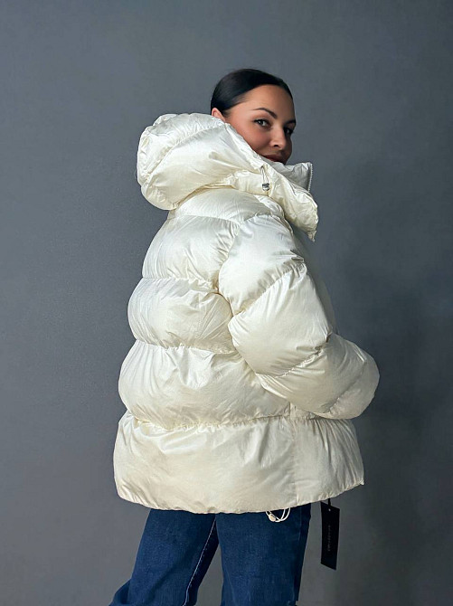 Куртка женская Lady Yep 10041 глянцевая пуффер оверсайз с капюшоном молочна, молочний, 42 Київ - фото 12