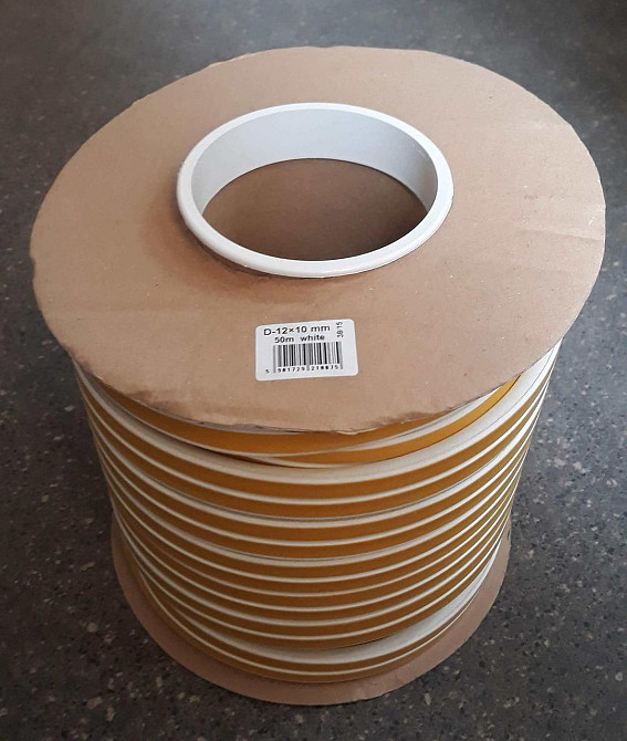 Гумовий ущільнювач самоклеючий D 12х10 (50м) білий Павлоград - фото 1
