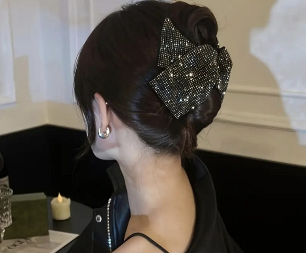 Заколка-крабік для волосся "Бант зі стразами" Сміла - фото 1