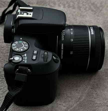Фотоаппарат Зеркальный Canon 200D EF-S 18-55mm STM. Киев
