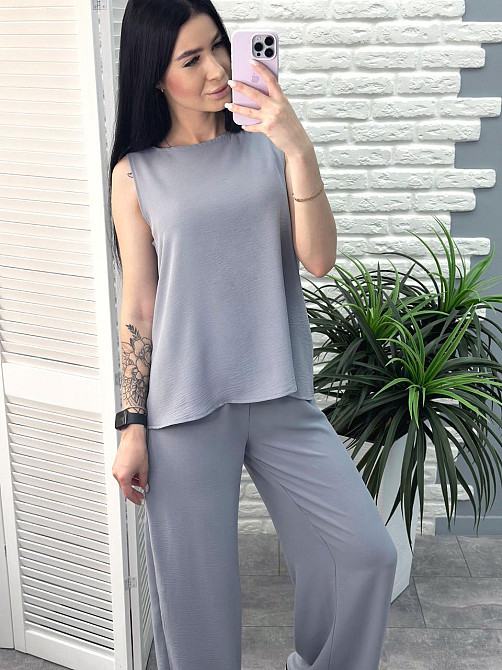 Летний костюм со штанами палаццо 