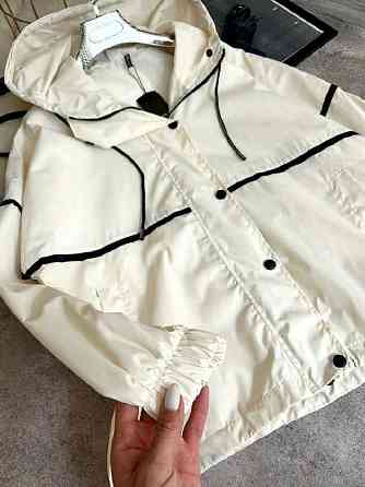 Жіноча вітровка оверсайз із подвійним капюшоном плащівка еммі Білий, 48/52 Одеса