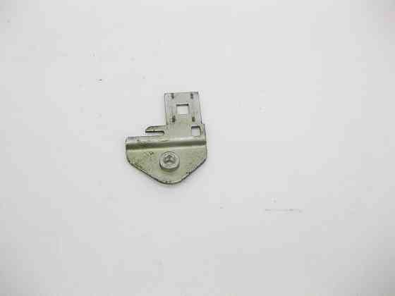 Mercedes-Benz  A6421411240 Кронштейн - тримач перемикаючого клапана системи ОГ для двигуна OM642 V6 3.0 cdi Одесса