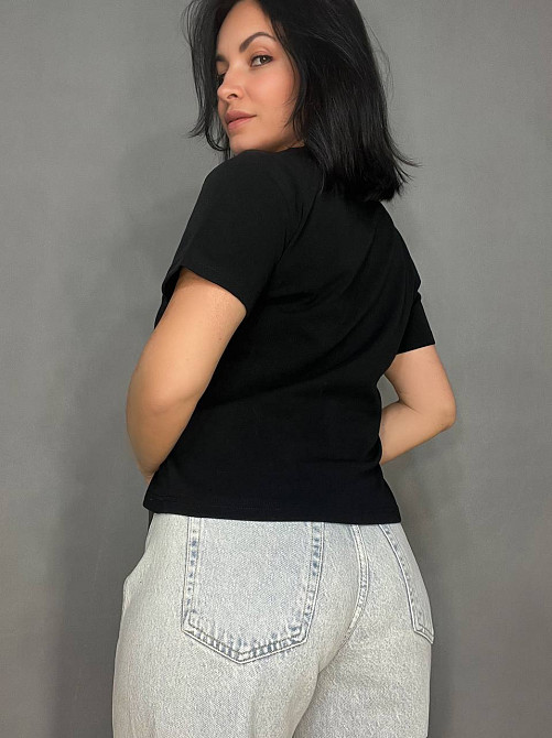 Футболка жіноча A-N 911-20 середня довжина вишня камінчики one size, чорний, one size Київ - фото 11