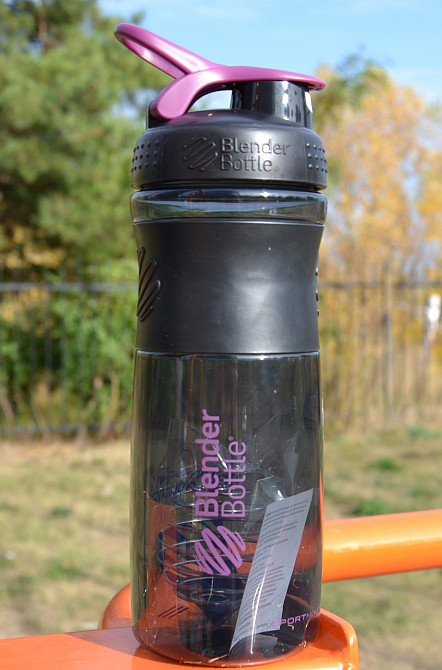 Шейкер спортивний (пляшка) BlenderBottle SportMixer Flip 28oz/820ml Black/Plum Київ - фото 7