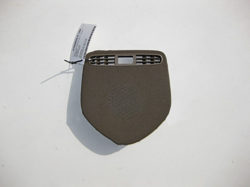 Mercedes-Benz  A1646800018 1460 Верхня сітка панелі приладів - торпеди під динамік темно бежева ML W164 GL X164 Одесса - изображение 1