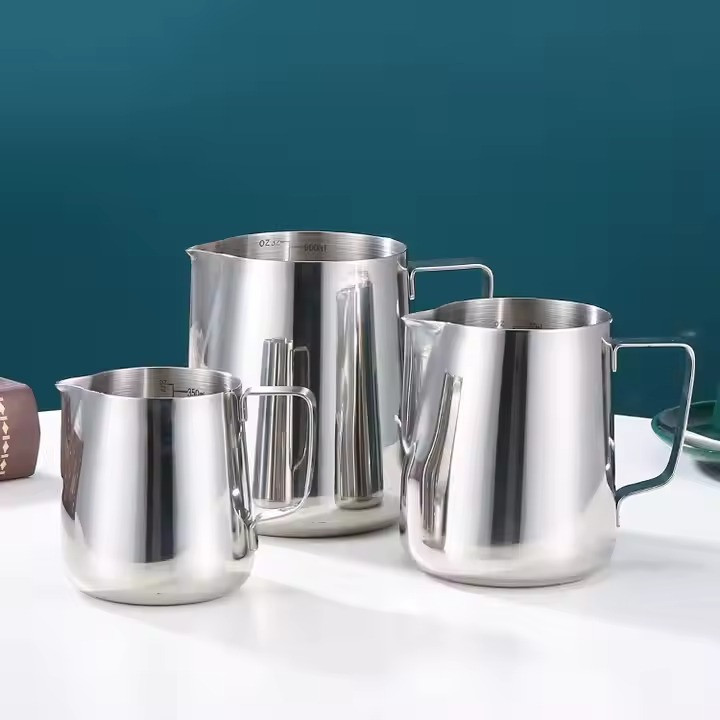 Молочник для спінювання молока пітчер з нержавіючої сталі, 1000 мл, піноутворювач для еспресо-капучино, латте Кам'янець-Подільський - фото 7