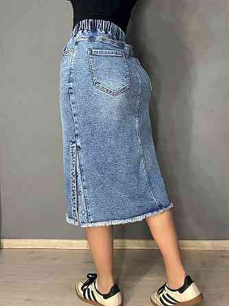 Юбка женская джинсовая ZJY 67510 - 68016 с разрезами резинка на талии большие размеры голубая, голубой, З2, 32, 86 см, 106 см Киев