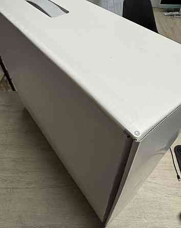 Apple iMac 24 4.5K 2021 M1 8/7 Core 8GB RAM 256GB SSD Blue. Киев