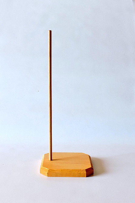 Подставка для кукол 