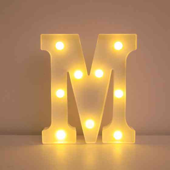 Буква с подсветкой M объемная маленькая 21 на 20 см белый Киев