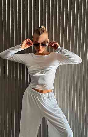 Женский стильный костюм двойка: лонгслив с имитацией бра и брюки вискоза Одесса