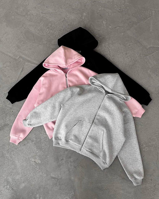 Женский практичный удлиненный оверсайз худи на молнии с капюшоном трехнить на флисе Барби Одесса - изображение 1