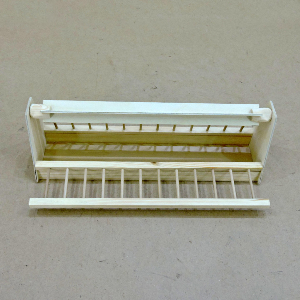 Деревянная кормушка для голубей 