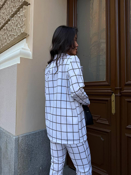 Женский стильный деловой костюм из костюмки Белый, 44 Одесса - изображение 3