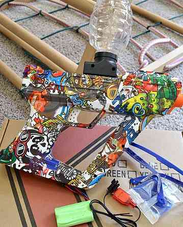 Пістолет Глок стріляє орбізами, від акумулятору 7.4 V, в коробці. Харків