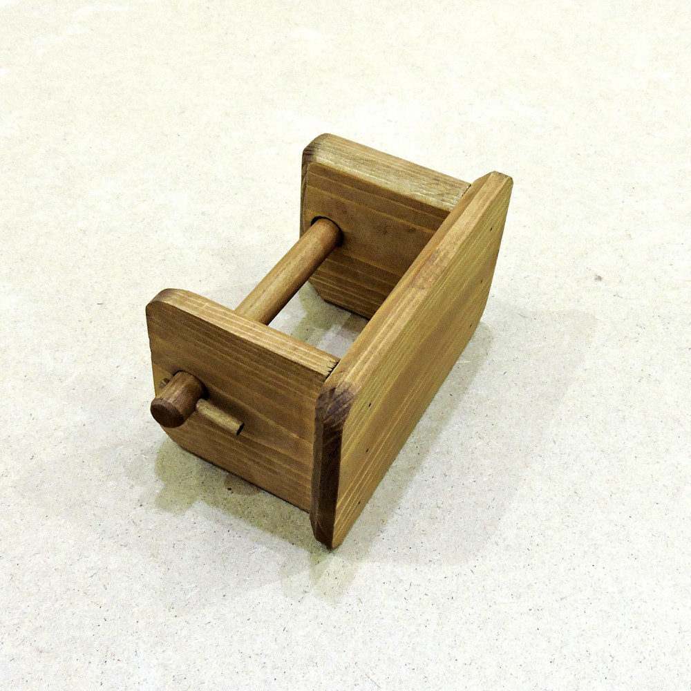 Держатель для туалетной бумаги 