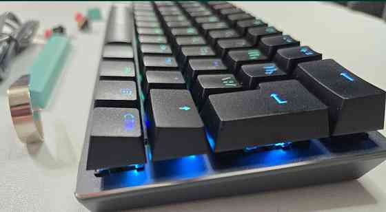 Клавиатура новая механическая игровая Machenike K500 - B61 Mini PBT. Киев