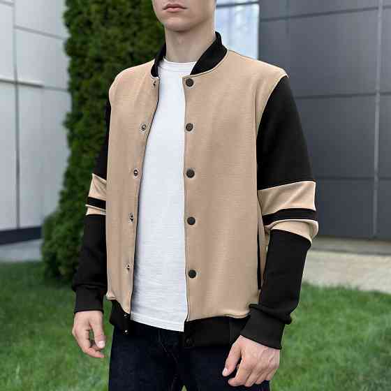 Кремовий чоловічий весно-осінній бомбер на кнопках Pobedov Blast Київ