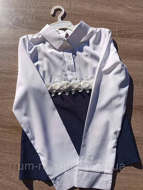 Очень красивая блузка школьная на девочку, размер 146, ТЕМНО-СИНИЙ с белым Кривой Рог - изображение 3