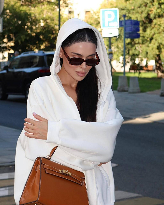 Женская теплая оверсайз кофта на молнии с капюшоном трехнить на флисе Одесса - изображение 5