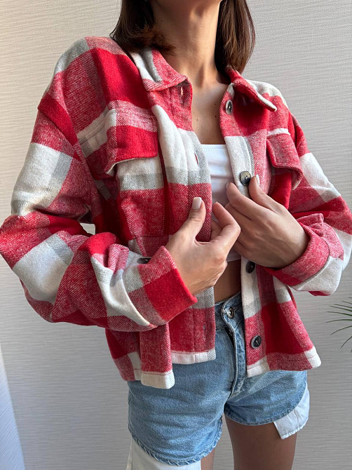 Жіноча тепла оверсайз сорочка у клітинку на гудзиках кашемір Одеса - фото 6