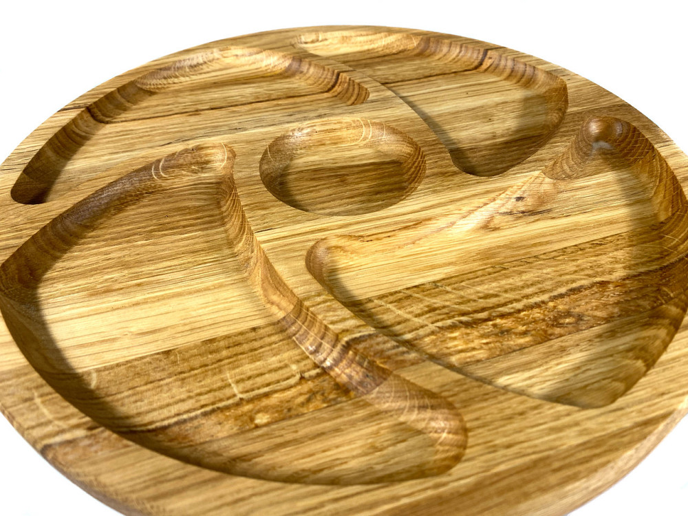 Деревʼяна тарілка з натурального дерева діаметр 30 см, висота 2 см, тарілка для закусок Кам'янець-Подільський - фото 5