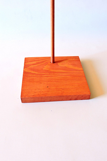 Подставка для кукол 