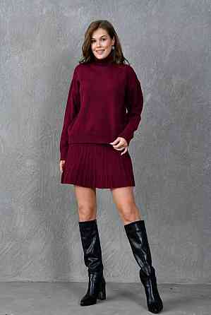 Жіночий затишний теплий костюм: светр і спідниця дрібна машинна в'язка. Бордовий Одеса