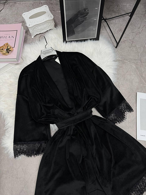 Женский домашний халат на запах велюр с кружевом Черный, 48/52 Одесса - изображение 2