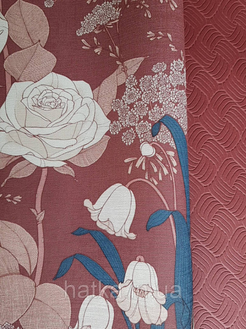 Шпалери вінілові Lutece Melody 51197010 квіти листя рожеві білі сині на бордовому тлі Київ - фото 3