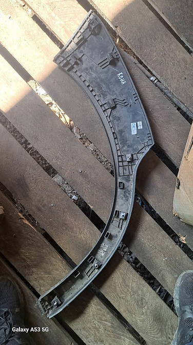 Накладка переднього лівого крила на Hyundai Kona 2016-2021 року. Київ - фото 2