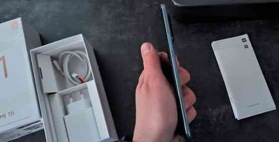 Смарт Xiaomi Mi 11 i 8/128Gb. Global Version Киев