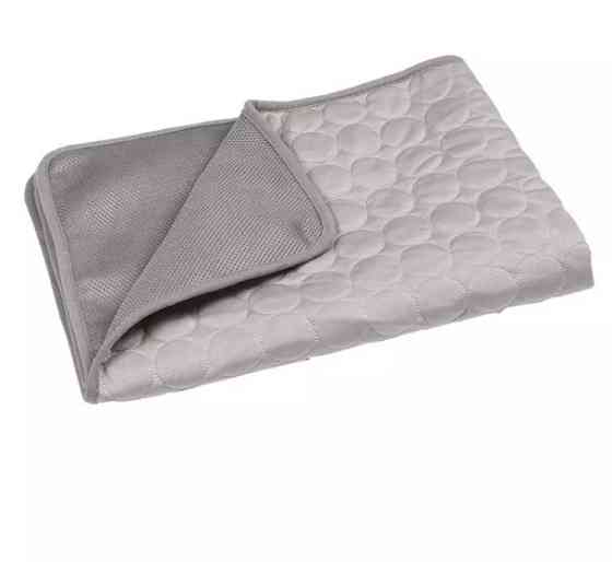 Коврик для котов и собак охлаждающий и дышащий, с мягкой подкладкой, летний, размер 40*30 см, серый, нейлон. Киев