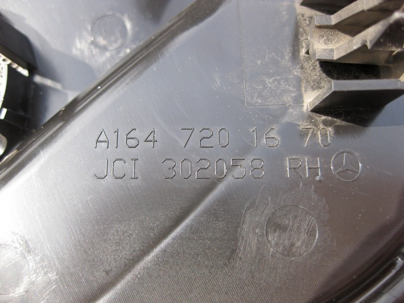 Mercedes-Benz  A1647201670 1A28 Коричнева накладка - трикутник ВЧ динаміка передніх правих дверей ML W164 GL X164 Одесса - изображение 3