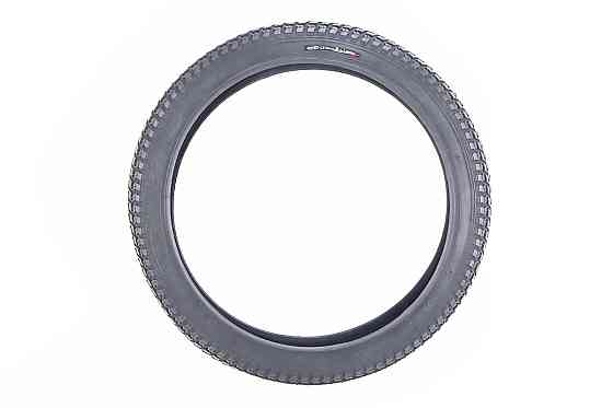 Шина 18"x2,125 (57-355) шипована C712 Київ