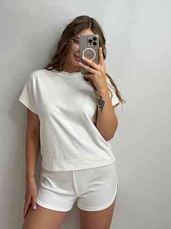 Пижама женская футболка + шорты из плюшевого велюра Молочный XXL Харьков