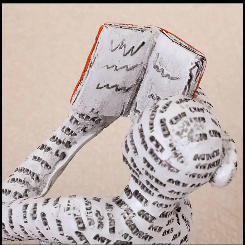 Набір декоративних фігурок з смоли «Читачі» – сучасний арт-декор, 3 шт Київ - фото 3