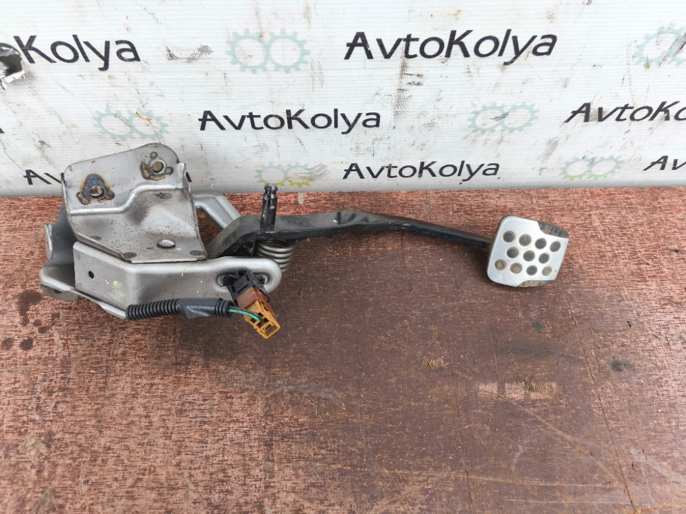 Педаль зчеплення Nissan Note E11 1.5 dci 2005-2012 Ковель - фото 1