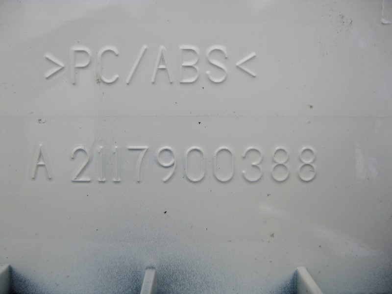 Mercedes-Benz  A2117900388 Спойлер на двері багажного відділення E-Class S211 універсал Одеса - фото 3