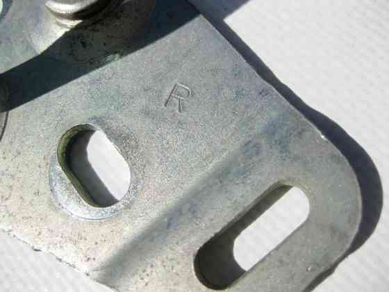 Mercedes-Benz  A2039230232 Вушка - петля замка 2-го ряду сидінь праворуч C-Class S203 CLC Sportcoupe C203 B-Class W245 Одесса