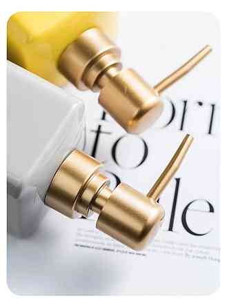 Стильний диспенсер для мила з кераміки на 320 мл, пляшка з дозптором для рідкого мила чи шампуню, Рожевий Кам'янець-Подільський