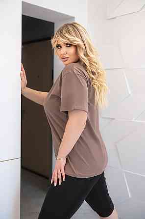 Базовая женская футболка 