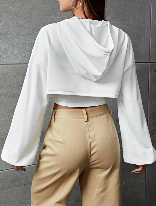 Жіночий стильний комплект оверсайз: топ і накидка з капюшоном двонитка + рубчик Білий Одеса - фото 2