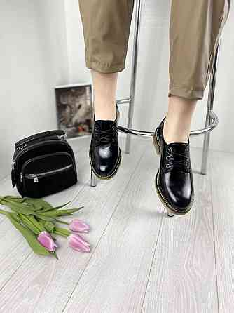 Sothby 's Туфлі жіночі Sothby 's M-375 чорні (весна-осінь, шкіра лакована) (2989) Коломия