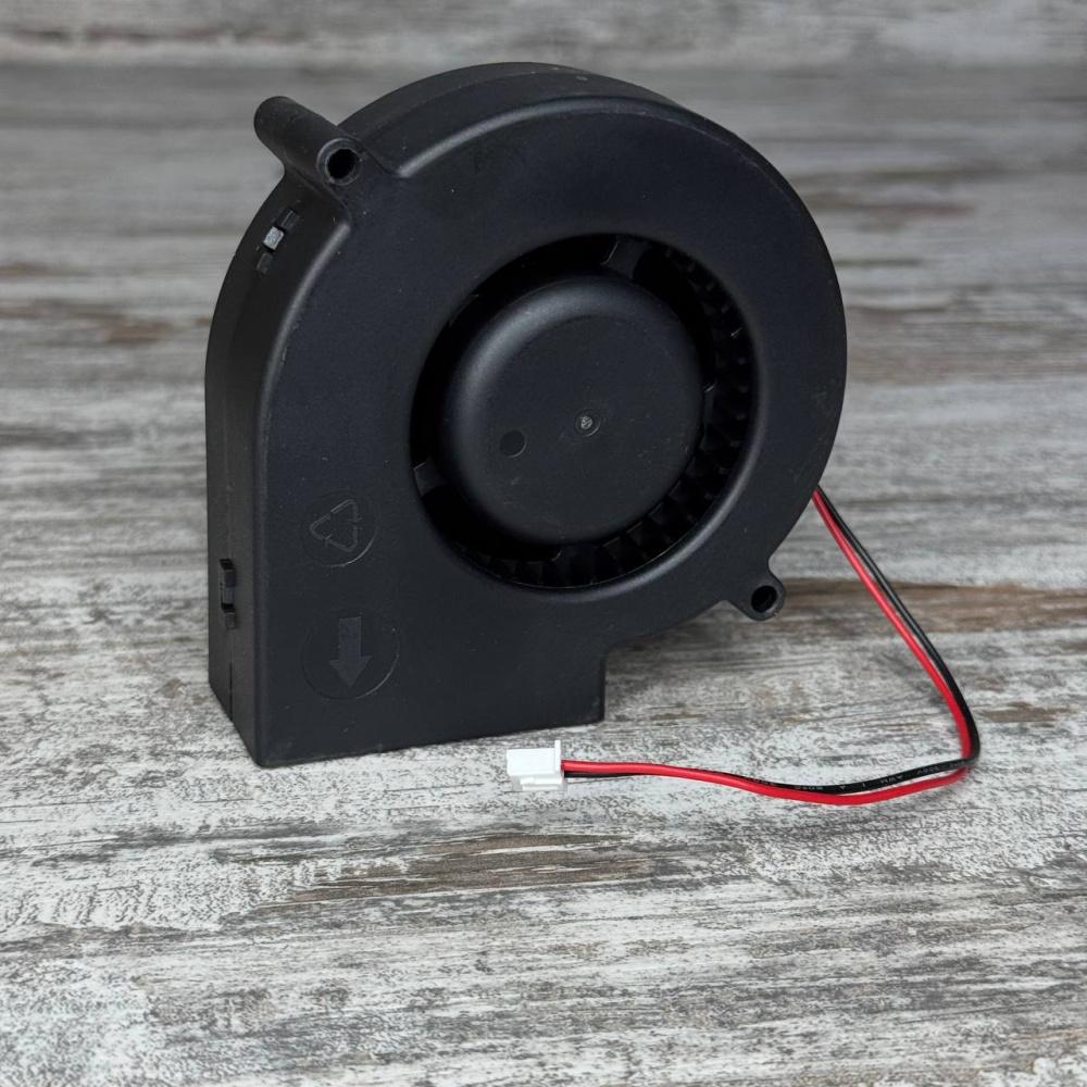 Центробежный вентилятор Delta Electronics BFB1012VH 12В 5300 об/мин 2.7А для серверов, ЧПУ и электроники Киев - изображение 2